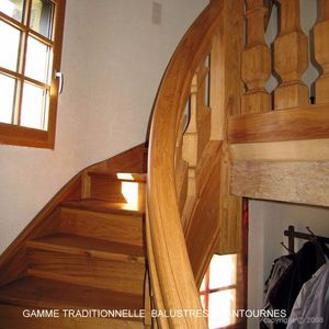 ESCALIERS DE FRANCE -  - Escalier Deux Quarts Tournant