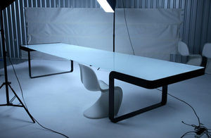 NAUGHTONE - trace boardroom table - Table Bureau
