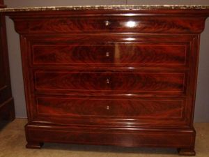 Nord Antique & Tanchis - commode louis philippe en acajou - Chest Of Drawers