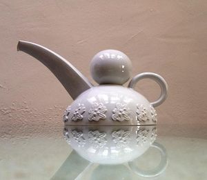 SERGE NICOLE PORCELAINE -  - Teapot