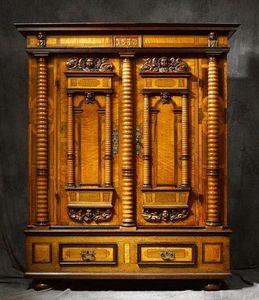 Bertrand Klein - armoire alsace renaissance 7 colonnes - Alsace Wardrobe