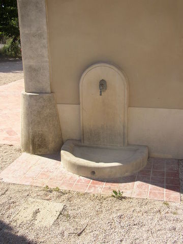 Marbrerie Rouillon - Wall fountain-Marbrerie Rouillon-Lave-pied en pierre