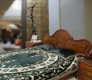 a Antiques - bed cover in silk velvet - Cubrecama